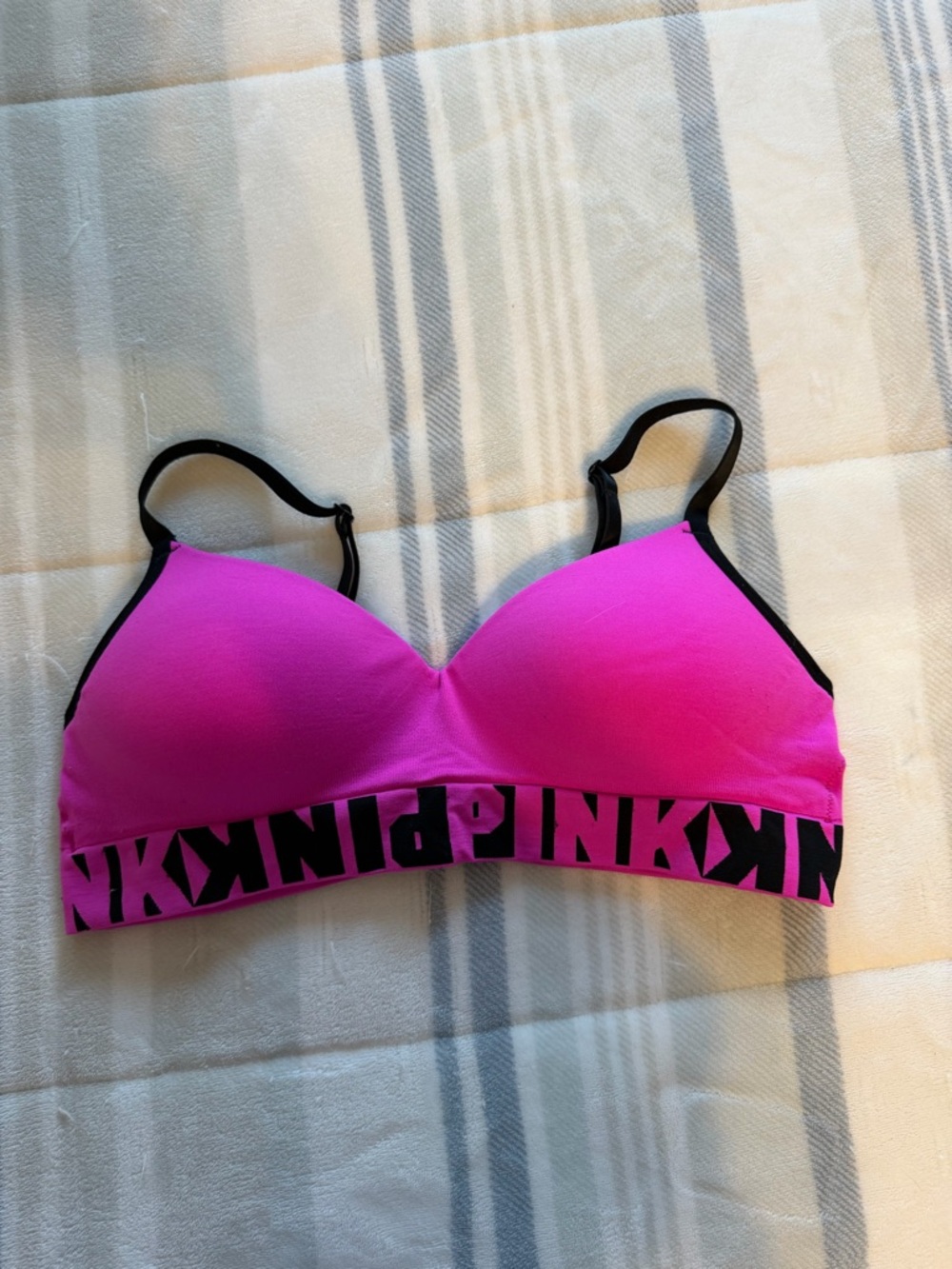 PINK Victoria's Secret Hot Pink Seamless Bra with Black Trim